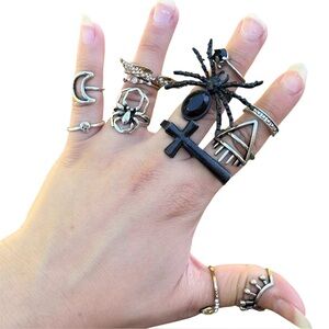 Unique Silver and Black Statement Rings Set